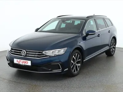 Gebraucht VW Passat GTE 218 PS (160 kW) 2021 Blau Kombi
