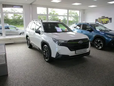Nouvelle Subaru Forester Exclusive+ 136 ch (100 kW) 2026 Blanc SUV