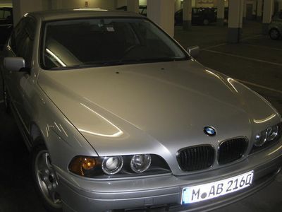 gebraucht BMW 520 i (E39) autom., silber, Garagenwagen, akt. Inspektion