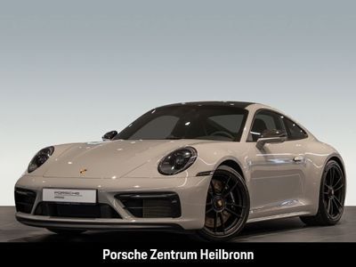Porsche 911 Carrera 4 GTS