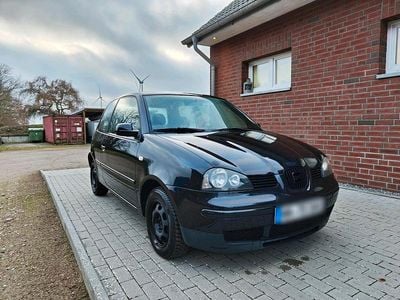 Schwarz Gebraucht 2004 Seat Arosa Kleinwagen | 3.000 €