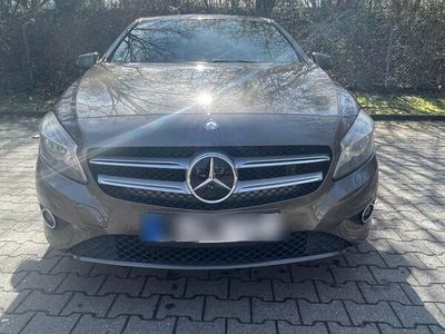 gebraucht Mercedes A200 Benz.Kamera,Navi,BT,SHZ