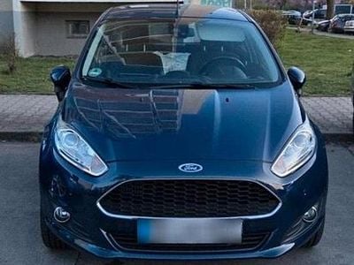 Usata Ford Fiesta 100 CV (73 kW) 2017 Blu Utilitaria