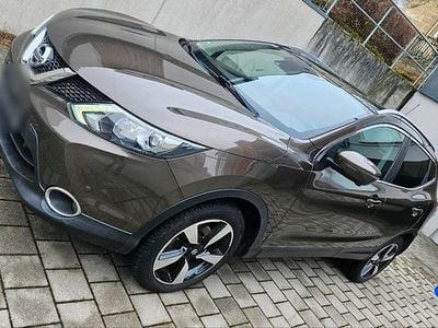 Gebraucht Nissan Qashqai 120 PS (88 kW) 2017 Braun SUV
