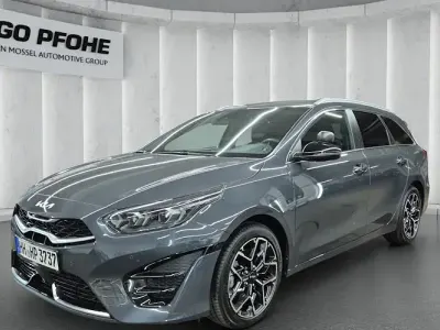 Gebraucht Kia Ceed Sportswagon GT-Line 136 PS (100 kW) 2024 Grau Kombi