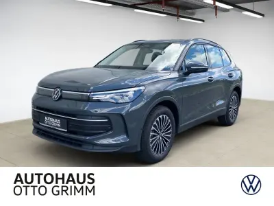 Neu VW Tiguan Life 150 PS (110 kW) 2026 Grau SUV