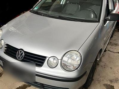 Gebraucht VW Polo 62 PS (45 kW) 2003 Silber Kleinwagen