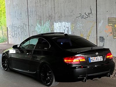 BMW 325