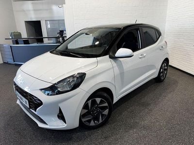 Gebraucht Hyundai i10 Trend 79 PS (58 kW) 2024 Weiß Kleinwagen