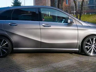Gebraucht Mercedes B220 AMG line 177 PS (130 kW) 2015 Grau Kleinwagen