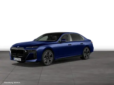 Gebraucht BMW 740 M Sport 299 PS (219 kW) 2024 Blau Limousine
