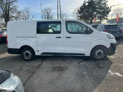 Gebraucht Opel Vivaro-e Combi 122 PS (89 kW) 2020 Weiß Van / Kleinbus