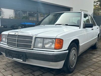gebraucht Mercedes 190 W2011.8 Arktisweis 147 1. Hand 1992
