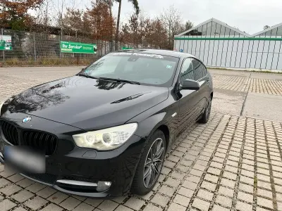 Gebraucht BMW 530 245 PS (180 kW) 2010 Schwarz Limousine