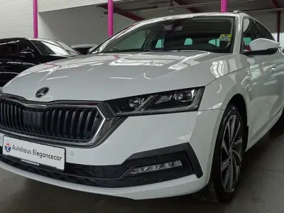 Gebraucht Skoda Octavia Ambition 150 PS (110 kW) 2022 Weiß Limousine
