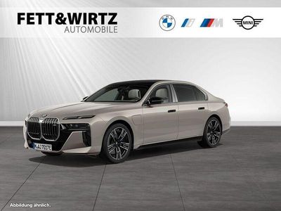 Gebraucht BMW M760e M Sport 571 PS (419 kW) 2024 Oxidgrau metallic Limousine
