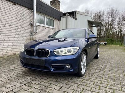 gebraucht BMW 118 d Sport Line/ Navi/ LED/ Sechkheftgepflegt