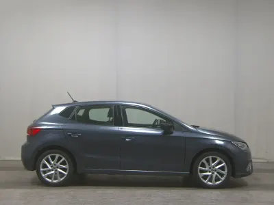 Gebraucht Seat Ibiza FR-Line 110 PS (80 kW) 2023 Magnetic tech Kleinwagen
