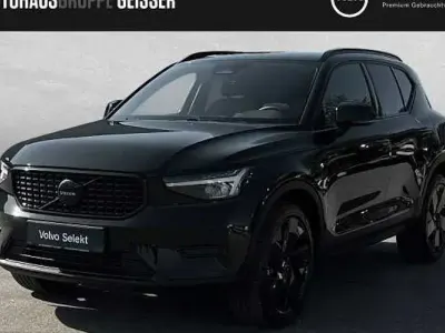 Gebraucht Volvo XC40 Plus 163 PS (119 kW) 2025 Onyx schwarz SUV