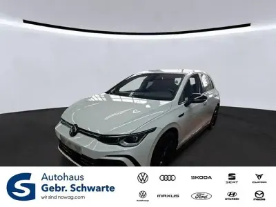 Gebraucht VW Golf VIII R-line 150 PS (110 kW) 2024 Weiß Limousine