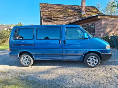 Usata VW T4 102 CV (75 kW) 1999 Blu Furgone