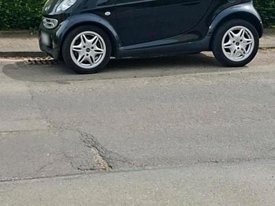 Second-hand Smart ForTwo Cabrio 45 CP (33 kW) 2001 Negru Cabrio