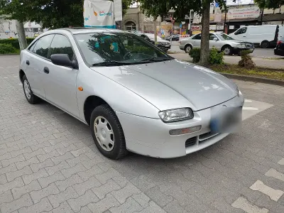 Gebraucht Mazda 323F 88 PS (64 kW) 1996 Silber Limousine