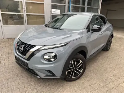 Gebraucht Nissan Juke N-Connecta 114 PS (83 kW) 2025 Ceramic grey SUV