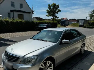 Gebraucht Mercedes C180 156 PS (114 kW) 2011 Grau Limousine