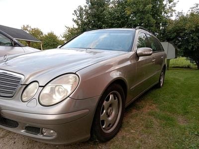 Mercedes E270