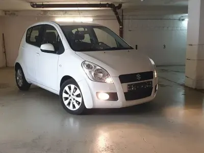Gebraucht Suzuki Splash Comfort 86 PS (63 kW) 2009 Weiß Kleinwagen