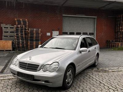 Mercedes C200