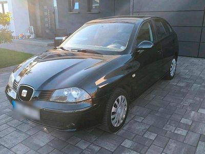 Begagnad Seat Ibiza 75 HK (55 kW) 2004 Svart Halvkombi