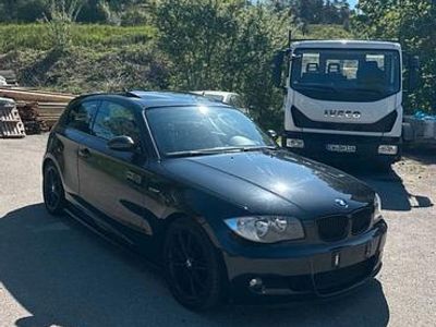 Gebraucht BMW 118 M Sport 143 PS (105 kW) 2008 Schwarz Kleinwagen