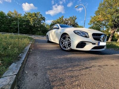 Mercedes E63 AMG