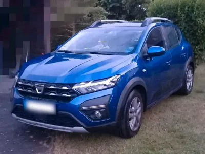 Gebraucht Dacia Sandero Stepway 100 PS (73 kW) 2021 Blau Kleinwagen