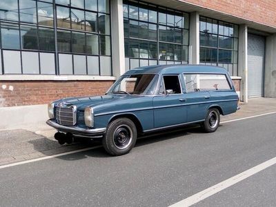 gebraucht Mercedes W115 /8 220D Leichenwagen Bestatter restauriertes Unikat