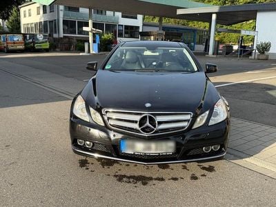 Mercedes E200