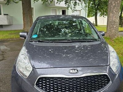 Gebraucht Kia Venga DREAM-TEAM Edition 125 PS (91 kW) 2017 Grau Kleinwagen