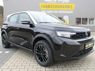 Neu Opel Frontera Edition 83 kW (113 PS) 2025 Schwarz SUV