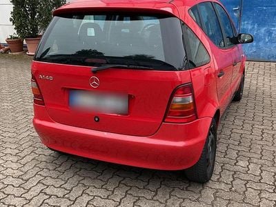 Gebraucht Mercedes A140 82 PS (60 kW) 1999 Rot Kleinwagen