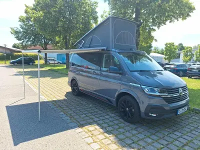 Gebraucht VW California California 150 PS (110 kW) 2024 Grau Van