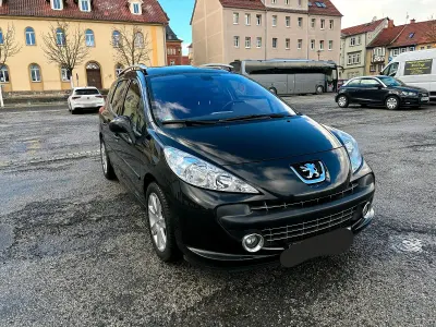 Gebraucht Peugeot 207 120 PS (88 kW) 2008 Schwarz Kombi