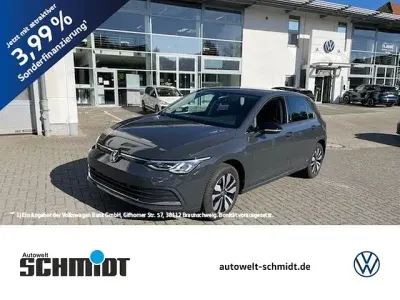 Gebraucht VW Golf VIII Move 110 PS (80 kW) 2024 Uranograu Limousine