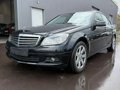 Gebraucht Mercedes C180 156 PS (114 kW) 2010 Schwarz Limousine