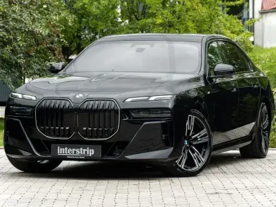 Gebraucht BMW 740 M Sport 299 PS (219 kW) 2025 Schwarz Limousine