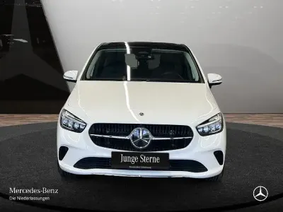 Gebraucht Mercedes B200 Progressive 163 PS (119 kW) 2025 Weiß Kleinwagen