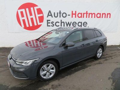 Grau Gebraucht 2024 VW Golf VIII Life Kombi | 23.870 € (Fairer Preis)