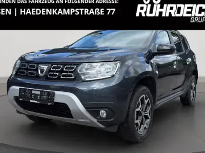 Gebraucht Dacia Duster Celebration 101 PS (74 kW) 2021 Grau SUV