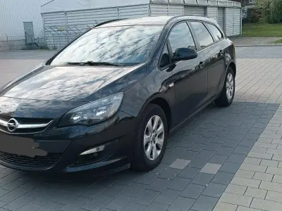 Gebraucht Opel Astra Eco 136 PS (100 kW) 2015 Schwarz Kombi